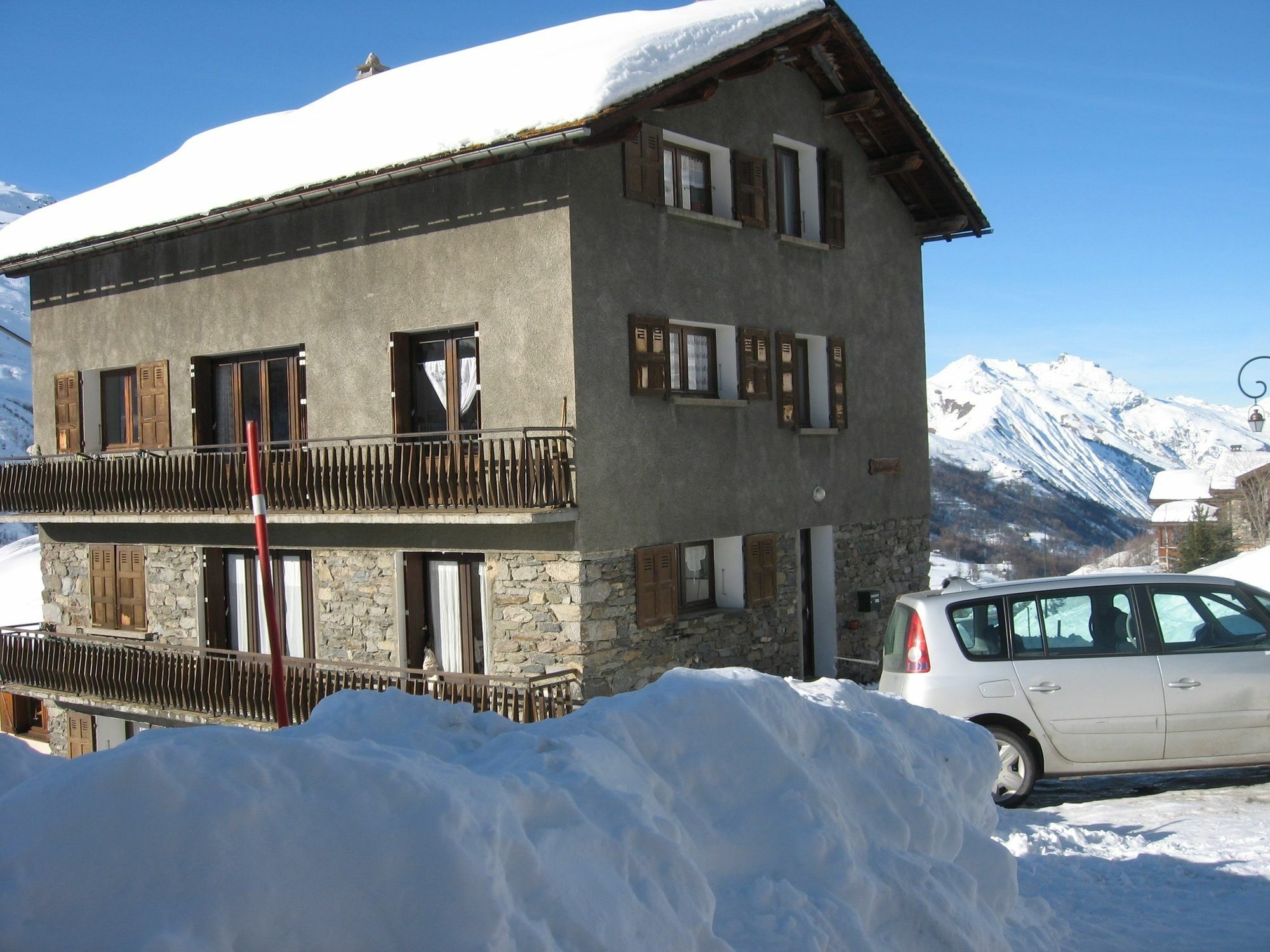 Apartment With 2 Rooms In Les Menuires, With Wonderful Mountain View - แซ็ง-มาร์แต็ง-เดอ-แบลวีย์ ภายนอก รูปภาพ